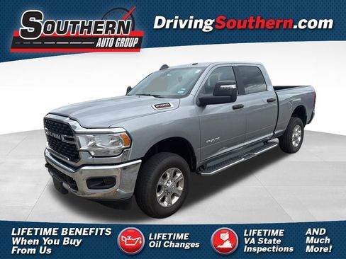 Used 2024 RAM 2500 Big Horn image 1