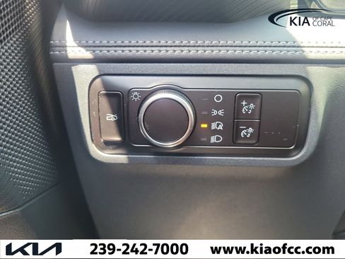 Used 2025 Ford Mustang GT Premium RWD image 19
