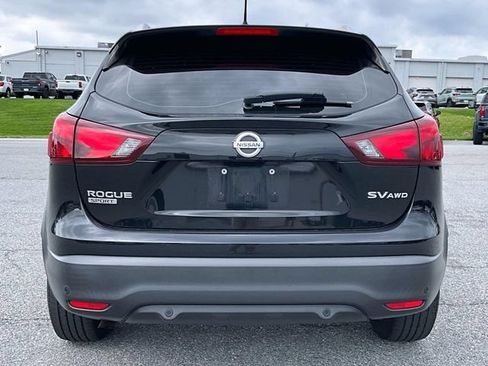 Used 2019 Nissan Rogue Sport SV w/ All-Weather Package AWD/4WD image 6
