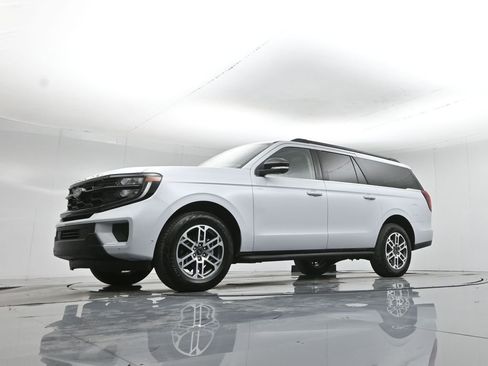 Used 2025 Ford Expedition Max Active image 49