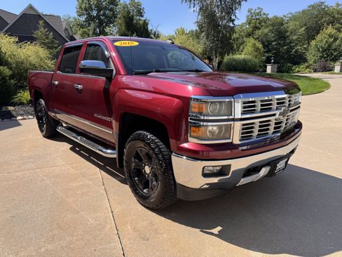 Used 2015 Chevrolet Silverado 1500 LTZ Z71 AWD/4WD image 9