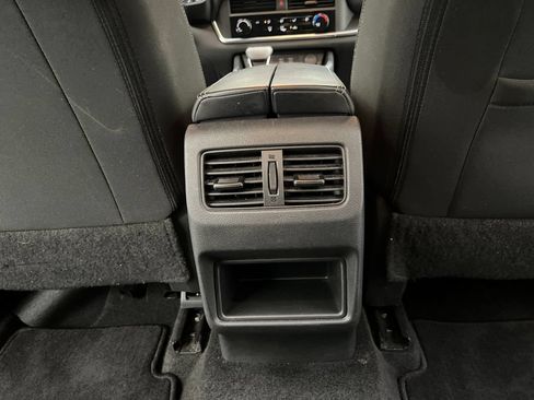 Used 2024 Nissan Rogue S FWD image 24