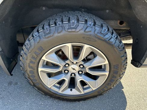 Used 2021 Chevrolet Silverado 1500 RST AWD/4WD image 10