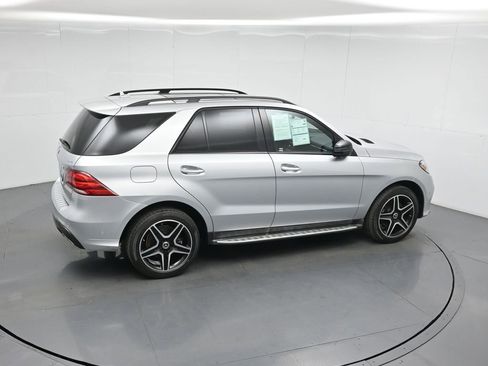 Used 2019 Mercedes-Benz GLE 400 4MATIC image 41