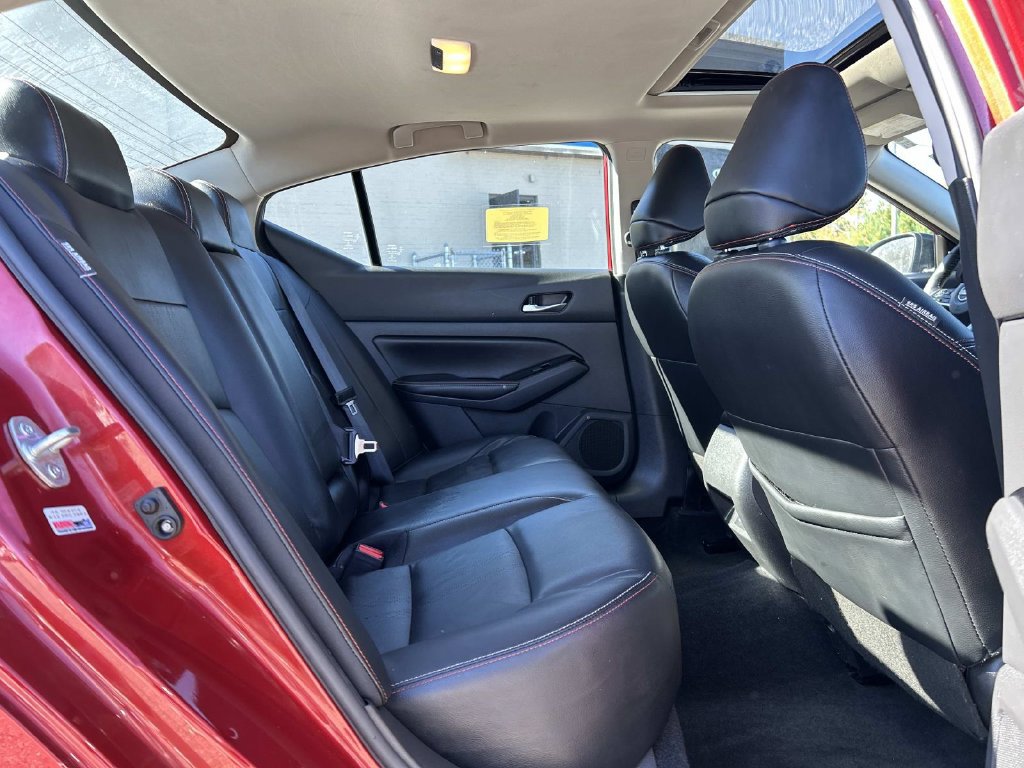 Certified 2023 Nissan Altima 2.5 SR w/ SR Premium Package FWD image 16