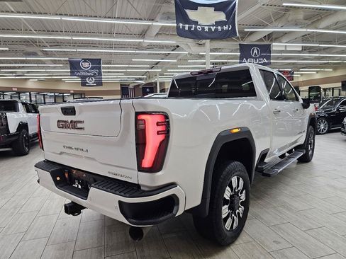 Used 2024 GMC Sierra 2500 Denali w/ Technology Package AWD/4WD image 6