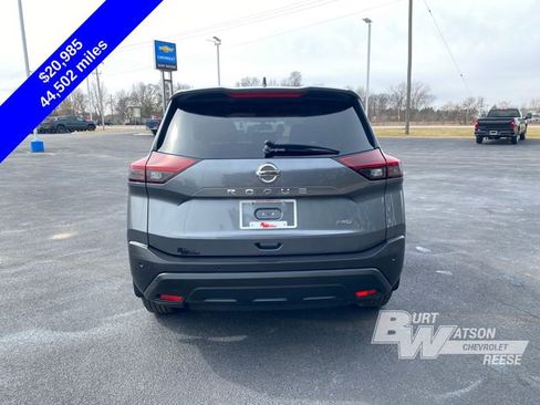 Used 2021 Nissan Rogue S image 5