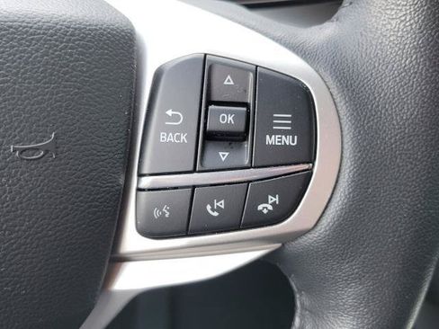 Used 2024 Ford Explorer XLT w/ Equipment Group 202A AWD/4WD image 25