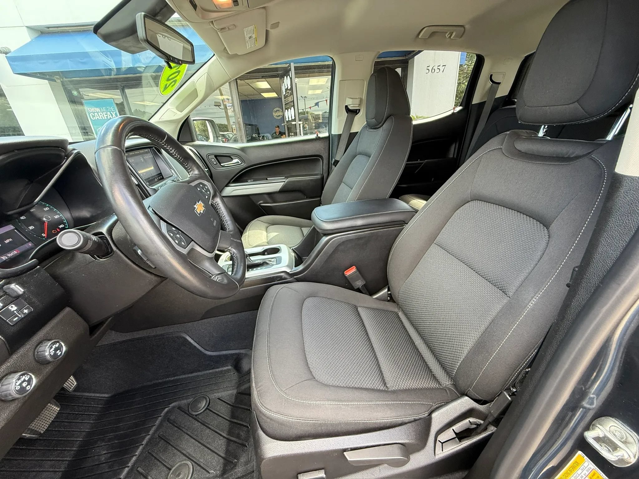 Used 2019 Chevrolet Colorado LT w/ LT Convenience Package AWD/4WD image 48