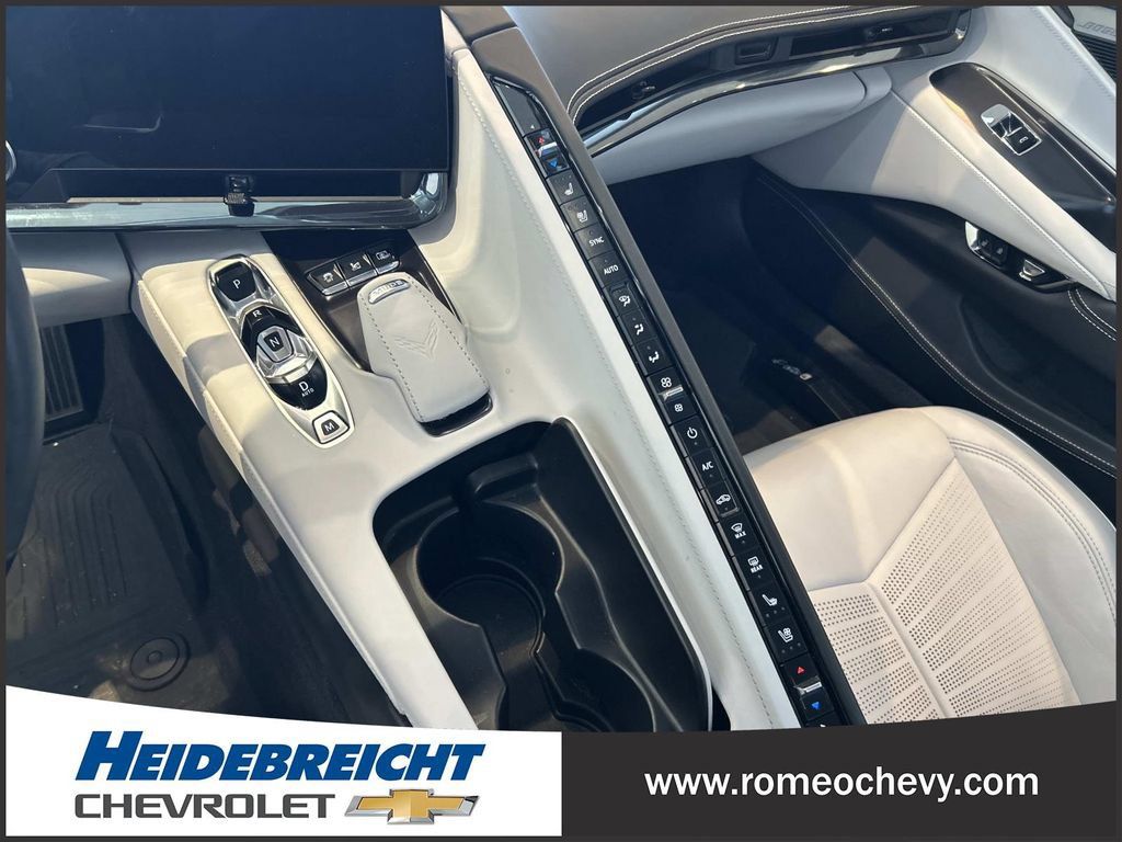 Used 2023 Chevrolet Corvette Z06 w/ Stealth Interior Trim Package RWD image 22
