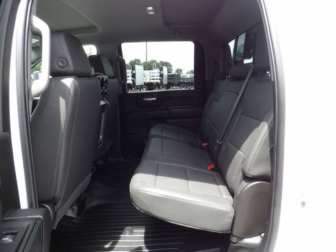 Used 2025 Chevrolet Silverado 3500 W/T w/ WT Convenience Package AWD/4WD image 31