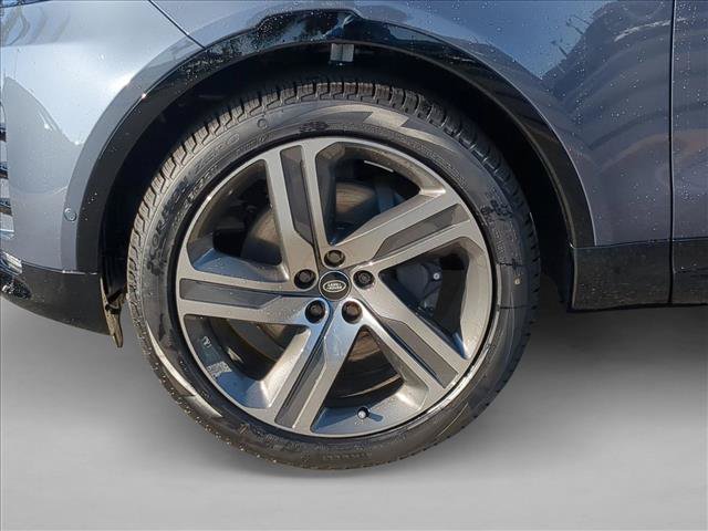 New 2026 Land Rover Discovery Limited Edition AWD/4WD image 10