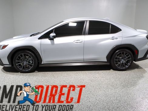 Used 2022 Subaru WRX AWD/4WD image 10