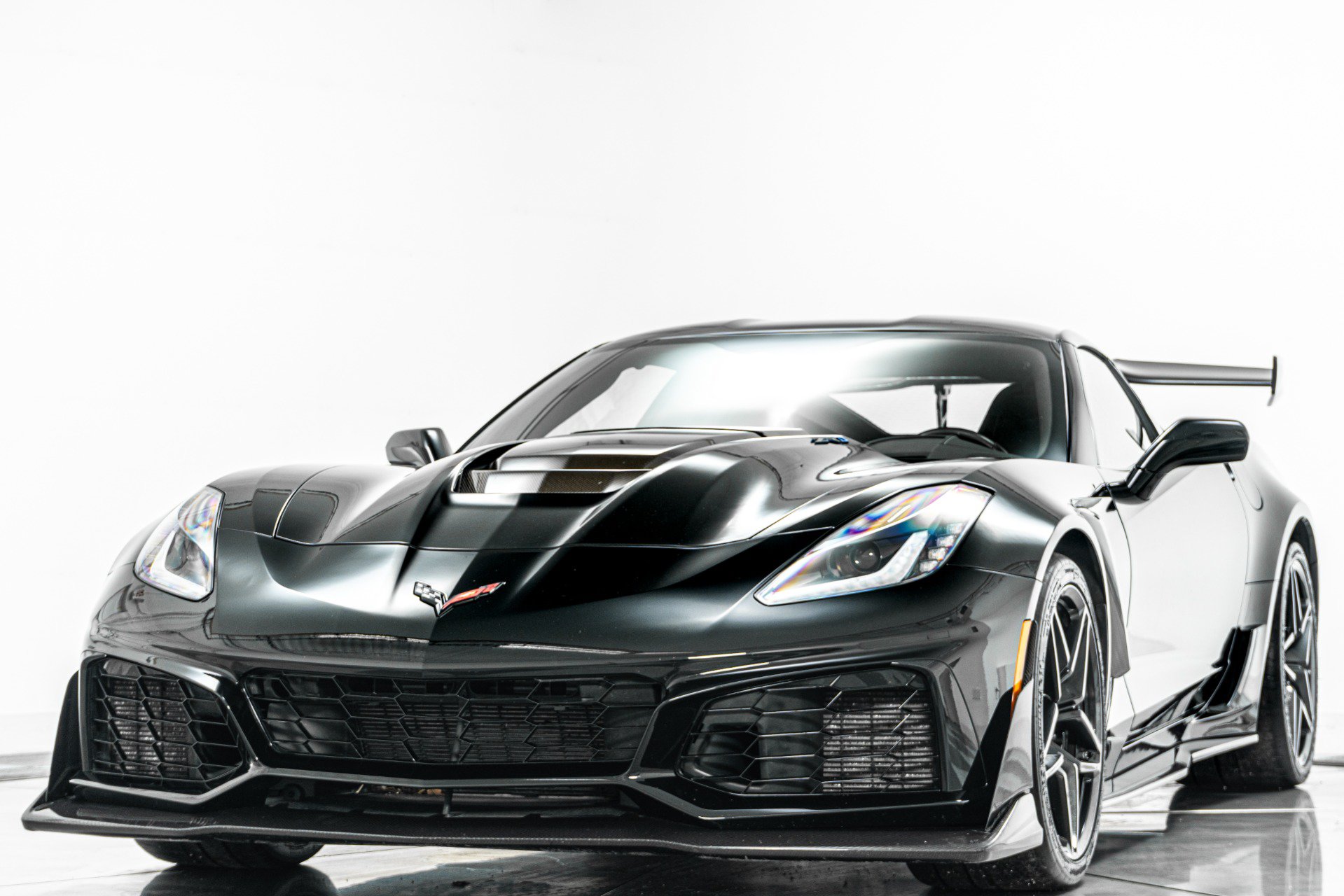 Used 2019 Chevrolet Corvette ZR1 w/ ZTK Track Performance Package RWD image 5