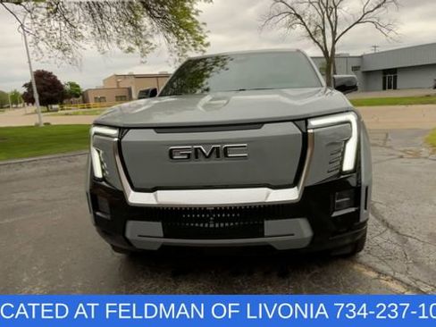 Used 2024 GMC Sierra EV Denali AWD/4WD image 3