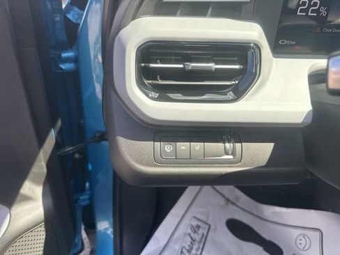 New 2027 Chevrolet Bolt LT w/ Comfort Package FWD image 18