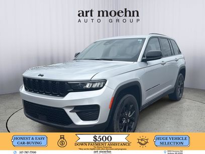 Used 2025 Jeep Grand Cherokee Altitude
