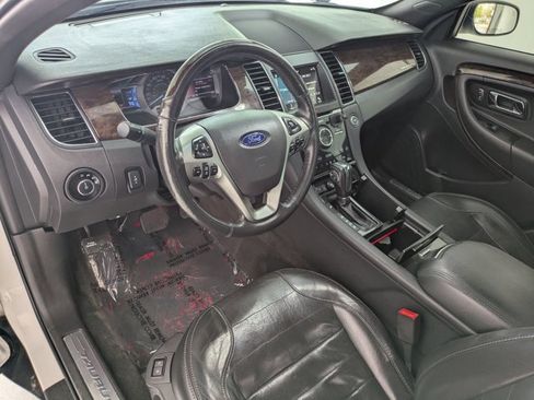 Used 2016 Ford Taurus Limited w/ Driver Assist Package image 9