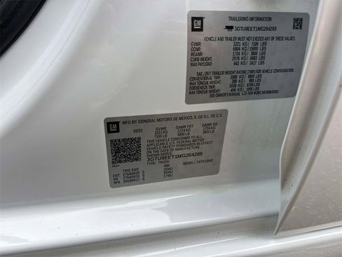 Used 2021 GMC Sierra 1500 AT4 w/ AT4 Value Package image 34