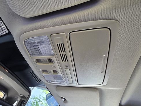 Used 2022 Honda CR-V EX-L image 28