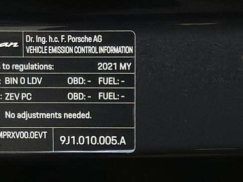 Used 2021 Porsche Taycan 4S AWD/4WD image 41