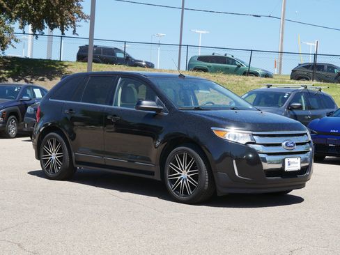 Used 2013 Ford Edge Limited FWD image 4