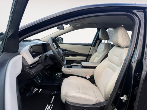 Used 2024 Nissan Ariya FWD image 10