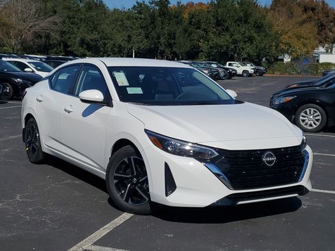New 2025 Nissan Sentra SV image 16