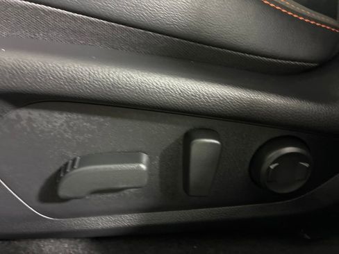 Used 2025 Subaru Crosstrek 2.5i Limited image 17