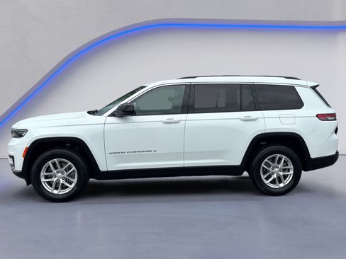 Used 2021 Jeep Grand Cherokee L Laredo w/ Luxury Tech Group I AWD/4WD image 7