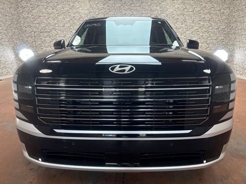 New 2027 Hyundai Palisade Calligraphy FWD image 2