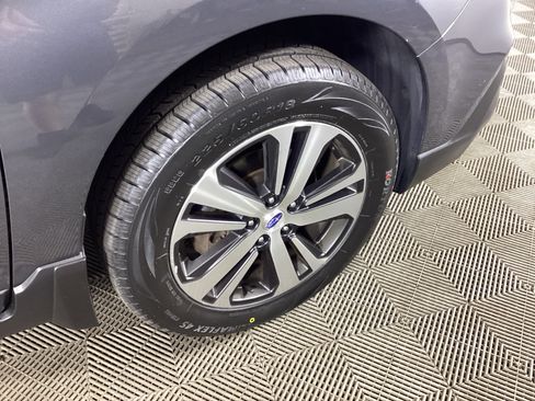 Used 2018 Subaru Outback 2.5i Limited AWD/4WD image 7