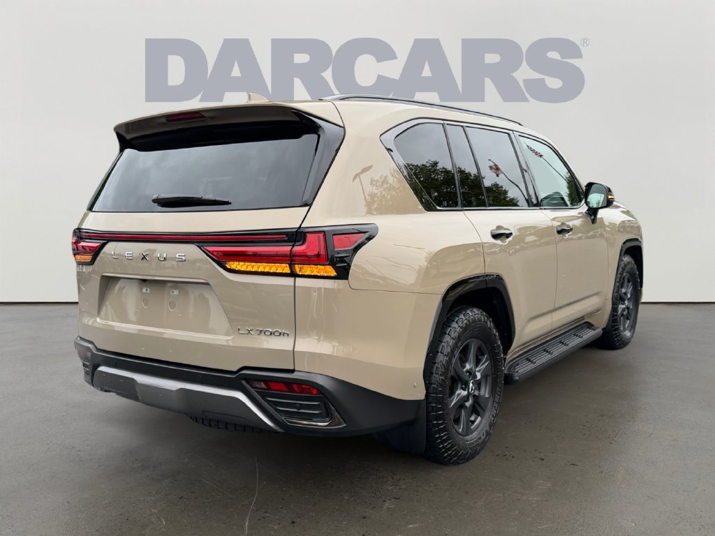 Certified 2025 Lexus LX 700h Overtrail AWD/4WD image 7