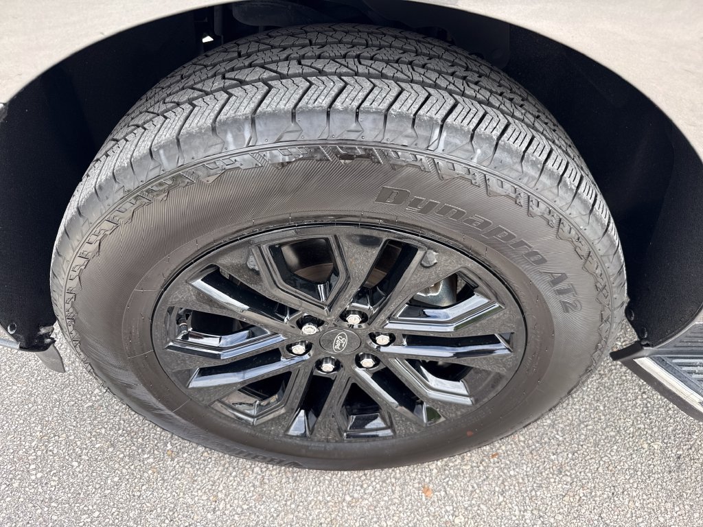 Used 2021 Ford Expedition XLT RWD image 13