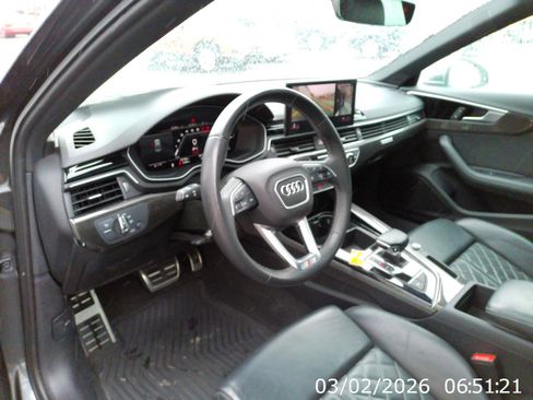 Used 2022 Audi S4 Premium Plus image 11