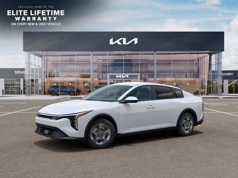New 2026 Kia K4 FWD image 4