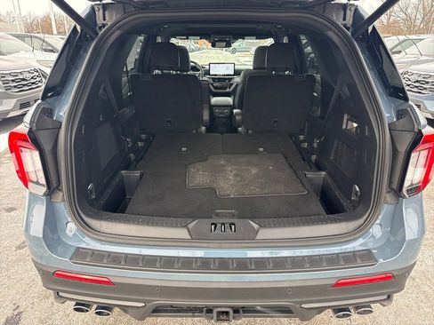 Used 2025 Ford Explorer ST w/ Sun And Sound Package image 11