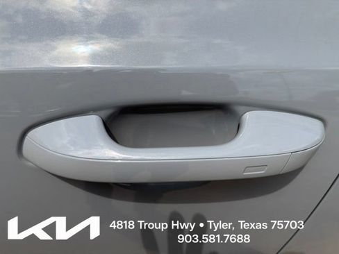 Certified 2024 Kia Telluride SX X-Line AWD/4WD image 6