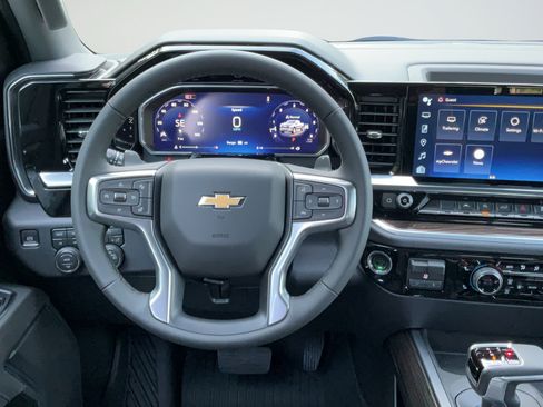 New 2026 Chevrolet Silverado 1500 LT AWD/4WD image 11
