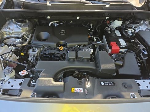 Used 2023 Toyota RAV4 XLE FWD image 13
