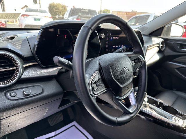 Certified 2024 Chevrolet Trax ACTIV w/ Sunroof Package FWD image 12