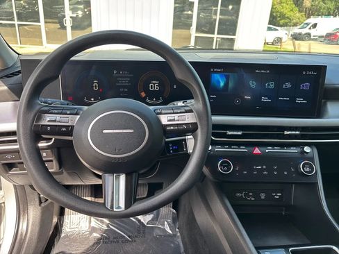 Used 2024 Hyundai Sonata SEL FWD image 14