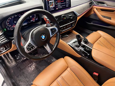 Used 2021 BMW M550i xDrive w/ Executive Package AWD/4WD image 7