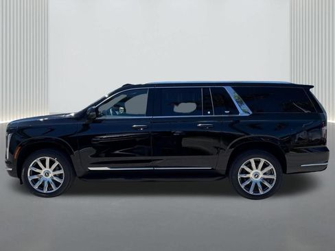 New 2026 Cadillac Escalade ESV 4WD image 8