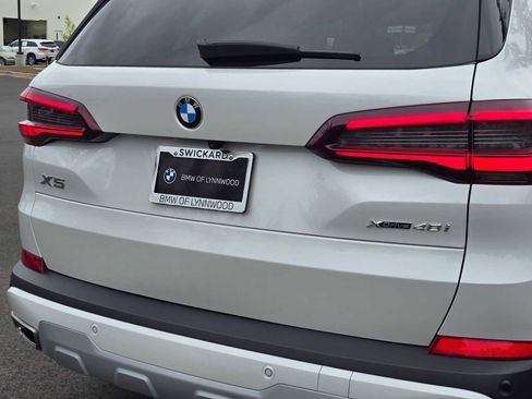 Used 2022 BMW X5 xDrive40i AWD/4WD image 13