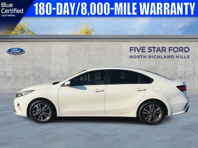 Used 2024 Kia Forte LXS w/ LXS Technology Package FWD image 6