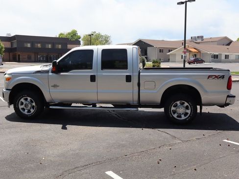Used 2013 Ford F250 XLT w/ FX4 Off Road Pkg AWD/4WD image 9