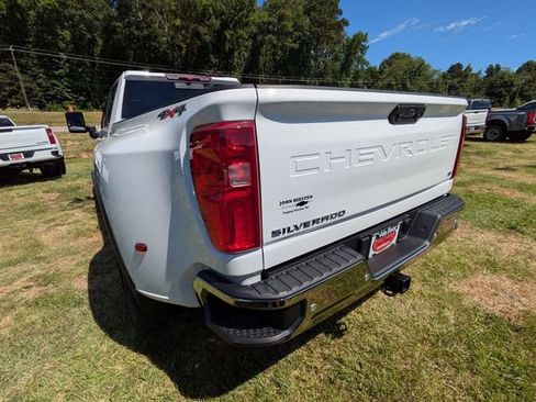New 2026 Chevrolet Silverado 3500 LT w/ All Star Edition AWD/4WD image 4