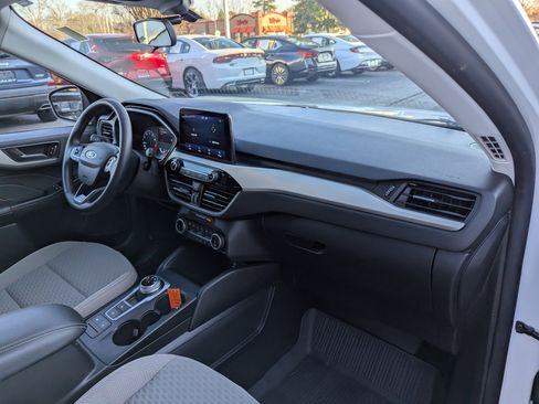 Used 2022 Ford Escape SE w/ Convenience Package image 18