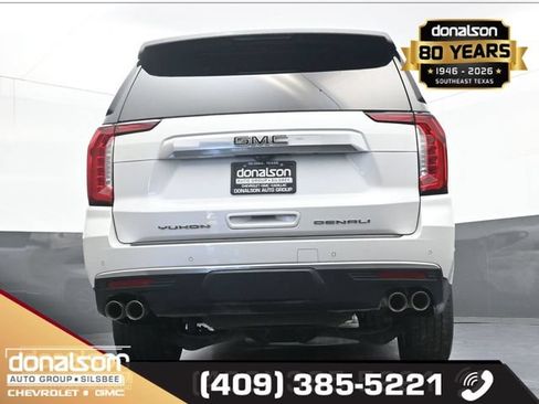 Used 2023 GMC Yukon Denali w/ Denali Reserve Package RWD image 18
